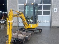 Komatsu PC16R-3HS Inkl. 2grave skovle og tilskovl.