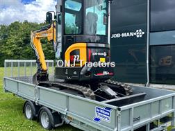 Man u27 med Williams Trailer