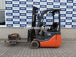 Toyota Traigo heftruck 48 - 15 elektrisch