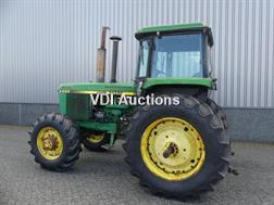 John Deere 4450