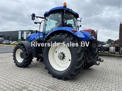 New Holland T7.220