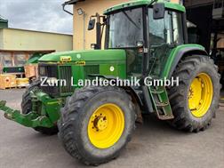 John Deere 6800