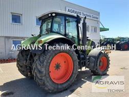 Claas AXION 810