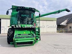 John Deere T 660
