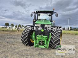 John Deere 8320 R  