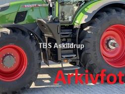 Vredestein 710/70R42+600/70R30