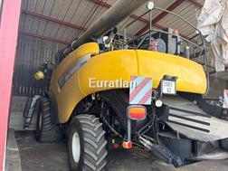 New Holland CR9090