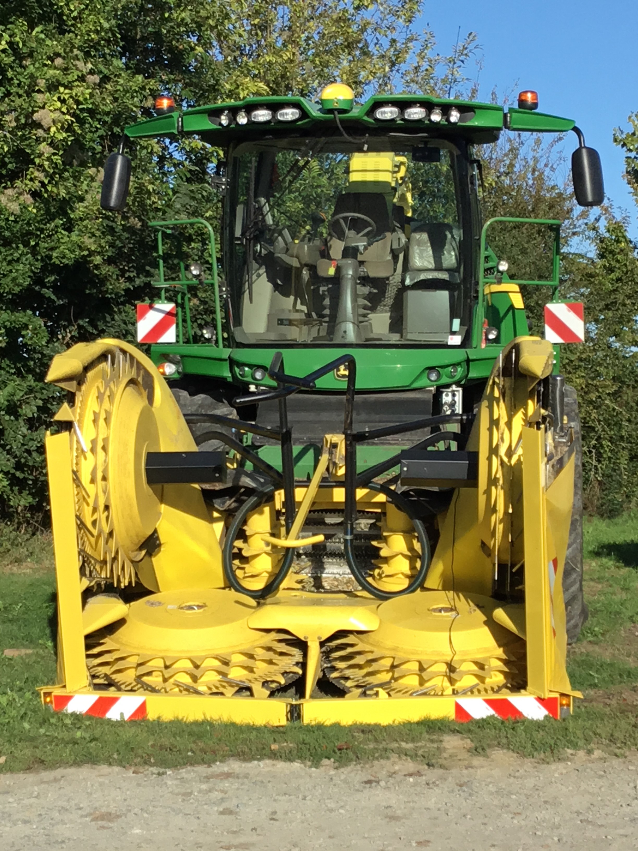 DEMO ENSILEUSE JOHN DEERE 8300i Agréom